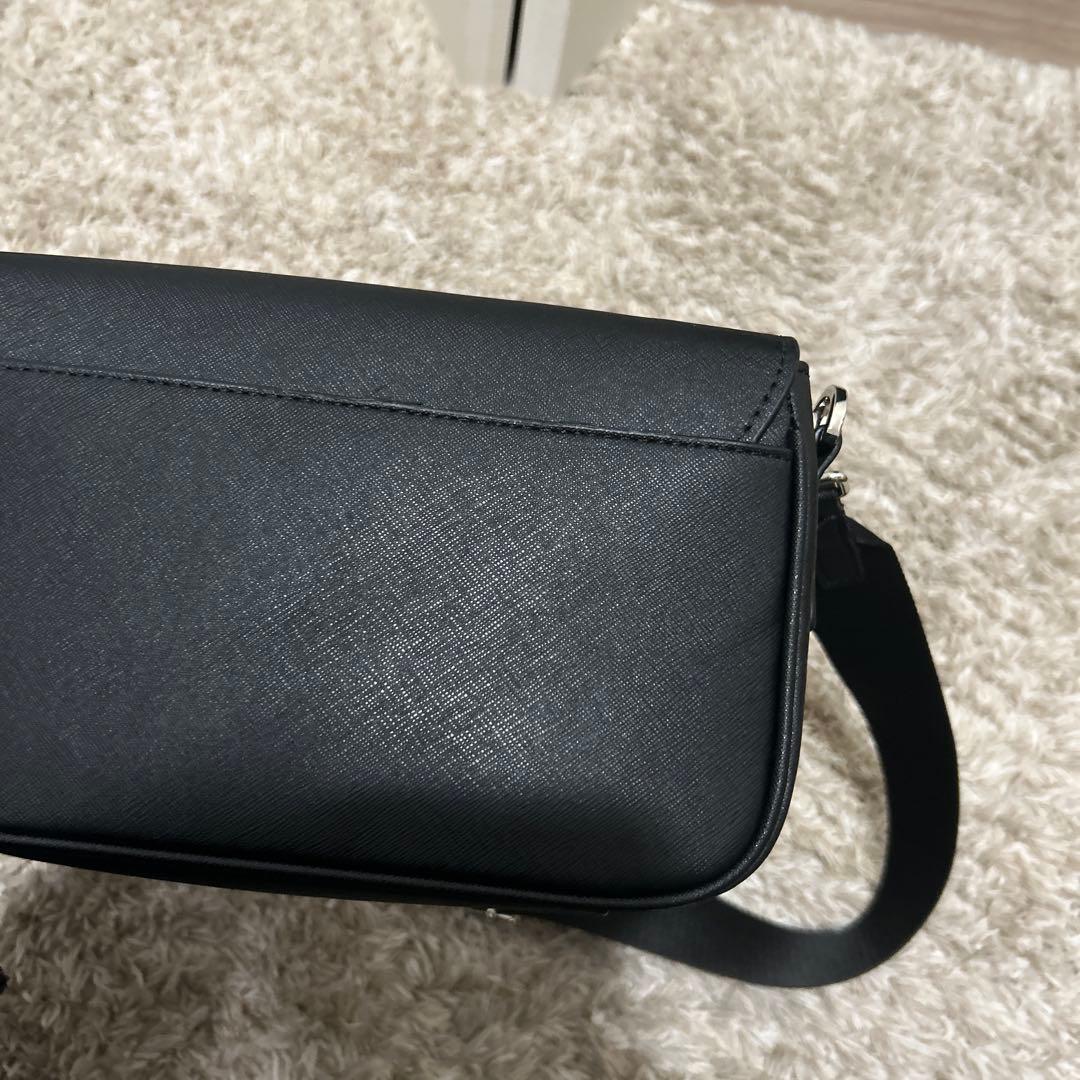 PRADA サイファーノレザー　ショルダーバッグ