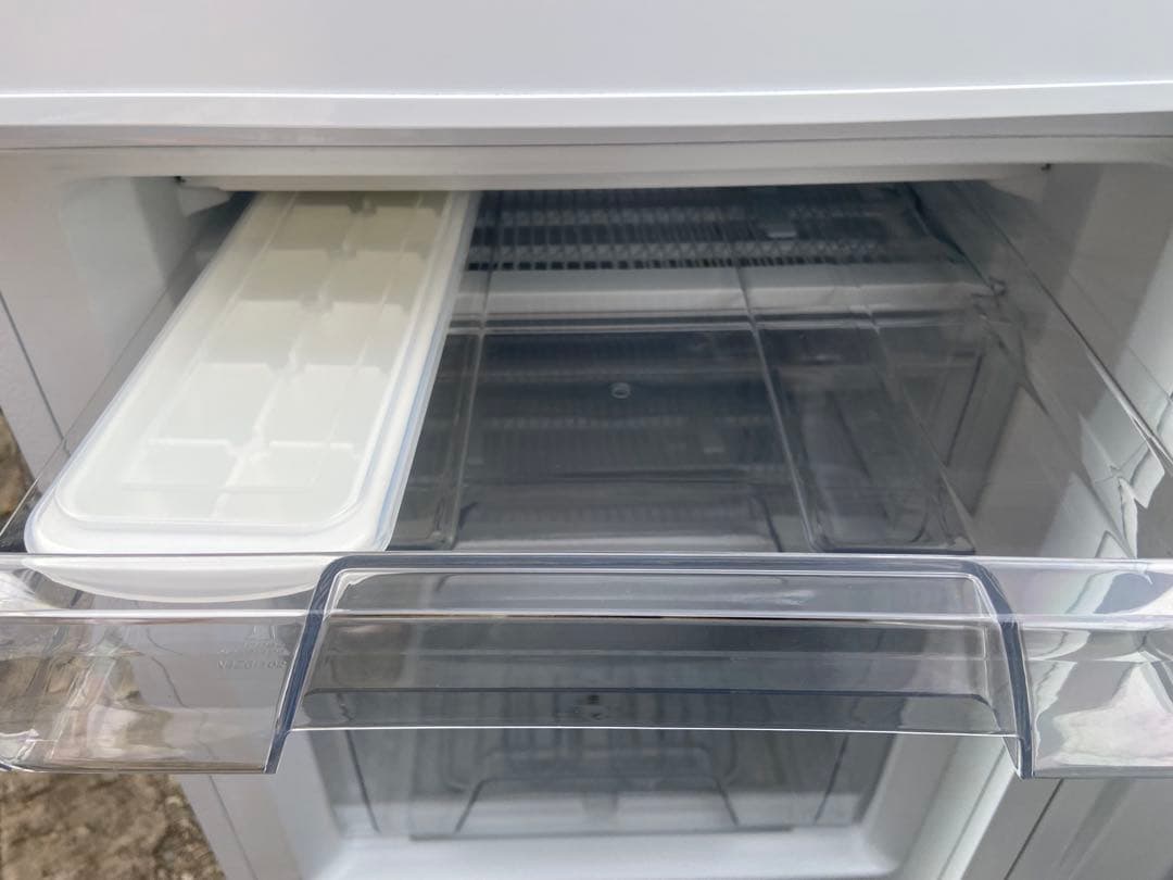 I698美品 2020年製 IRIS OHYAM 142L 冷蔵庫 ホワイト