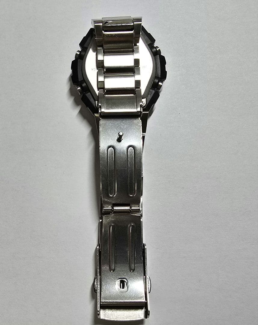 時計 CASIO G-SHOCK GST-B600