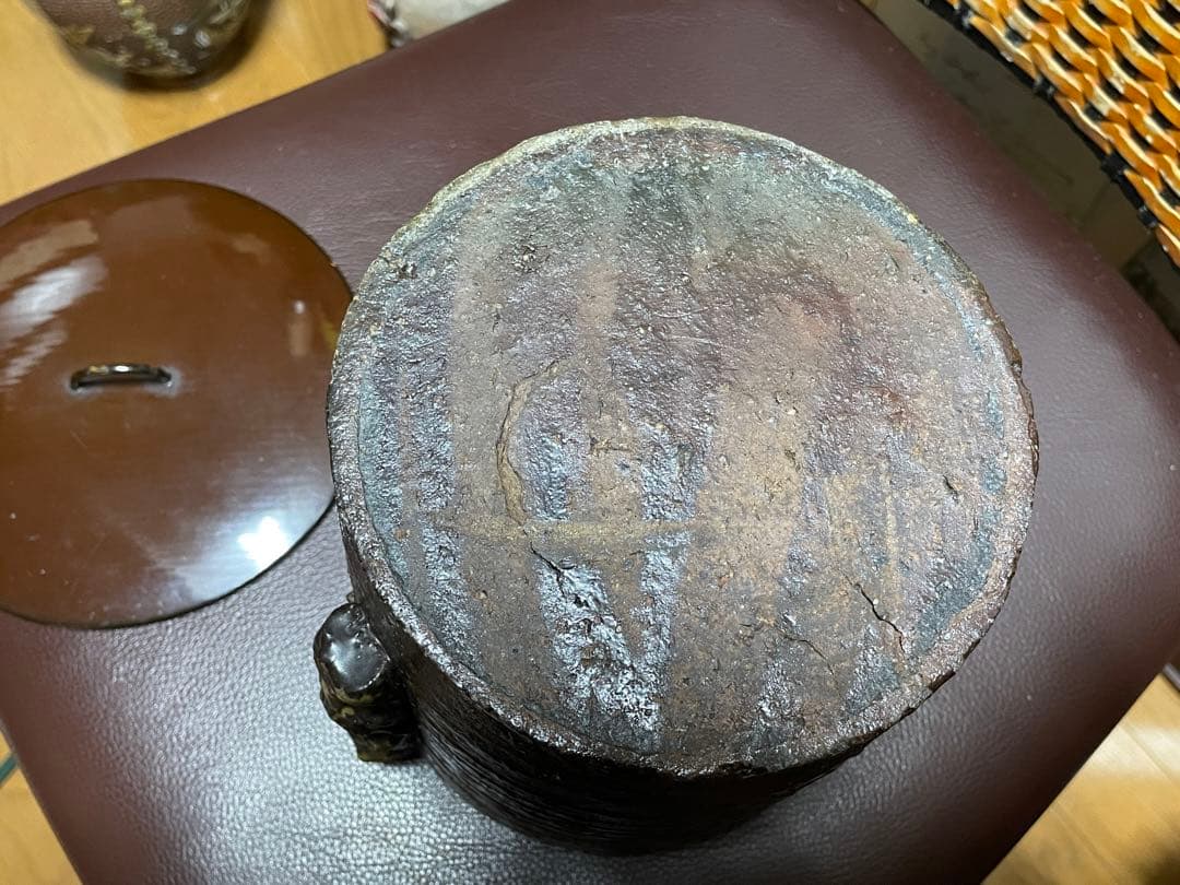 古備前　菅耳單口水指