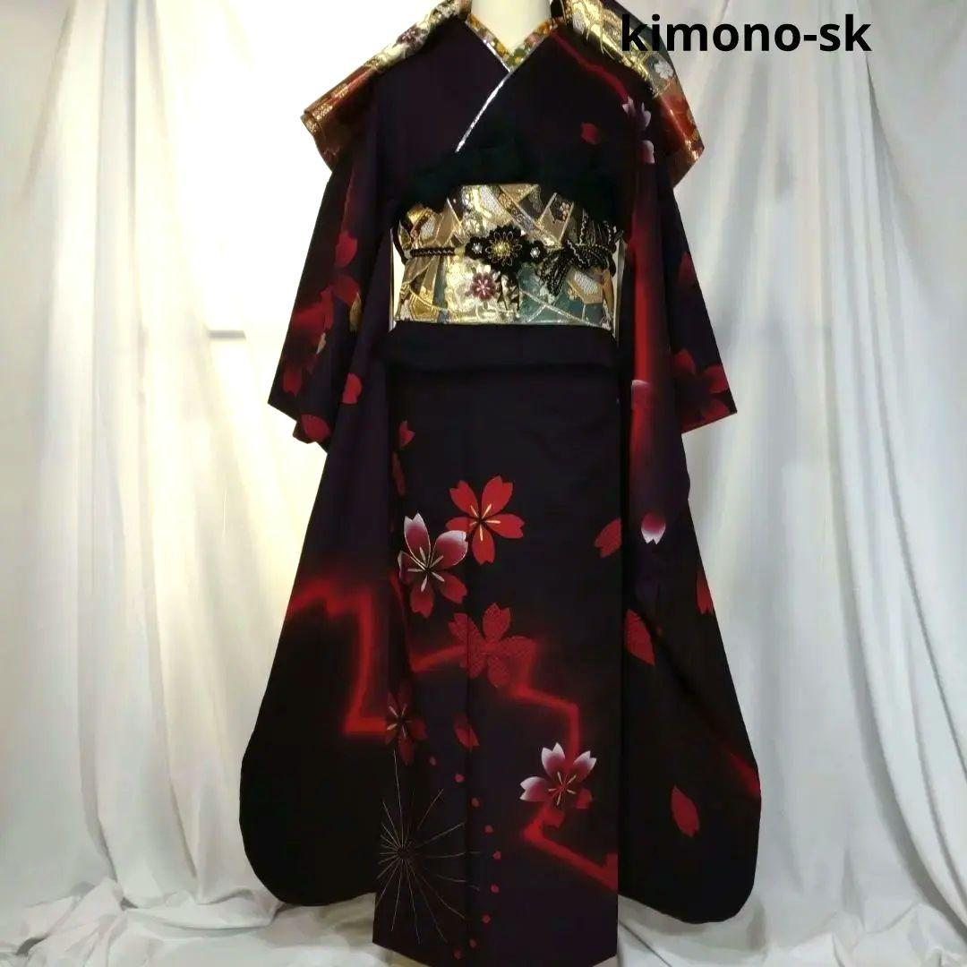 着物 f　振袖・長襦袢セット　金彩　駒刺繍　成人式　卒業式