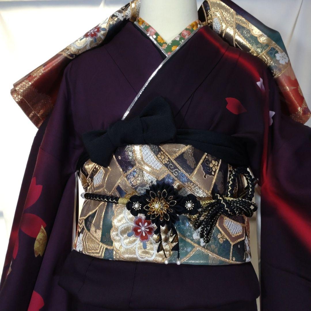 着物 f　振袖・長襦袢セット　金彩　駒刺繍　成人式　卒業式