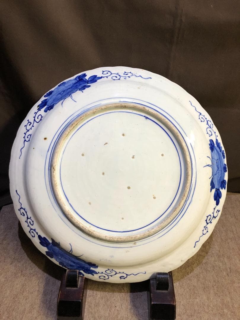 旧家蔵出し品　古伊万里　松竹梅に扇　巻物　唐草文様　古い大皿