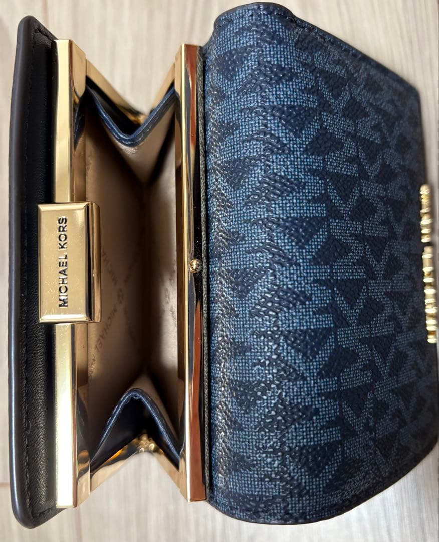 MICHAEL KORS ネイビー 三つ折り財布&ショッパー