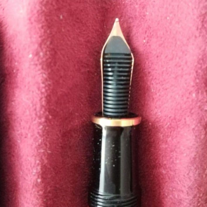 逸品　ペリカンスーベレーンM400　高い人気を誇るボルドー　ギフトボックスセット