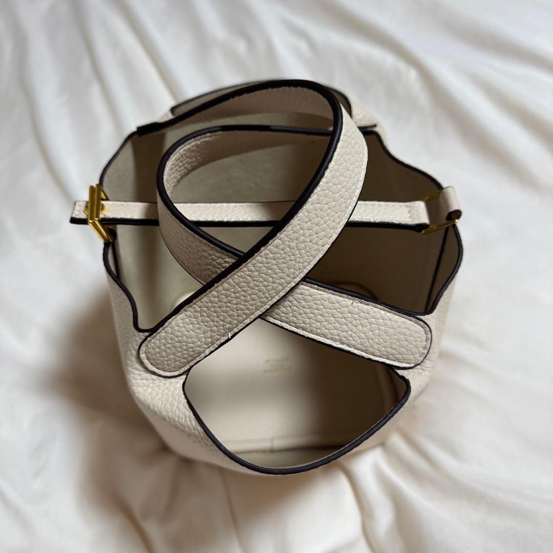 ベージュ レザー トートバッグ