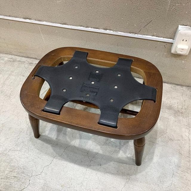 飛騨産業家具（キツツキマーク）穂高オットマン