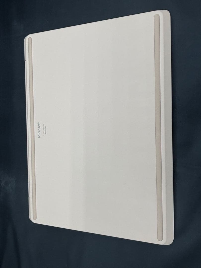 【美品】THH-00045 Surface Laptop Go