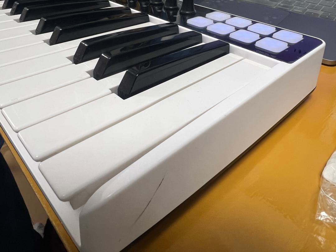 iRig Keys I/O 25 ケーブル2種類