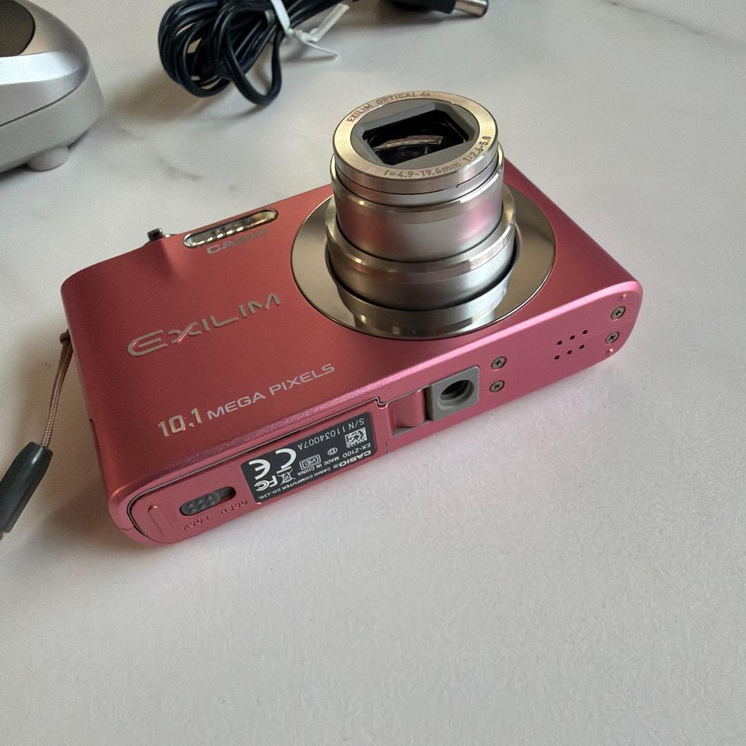 【動作確認済】　カシオ　エクシリム EX-Z100 デジカメ　ピンク