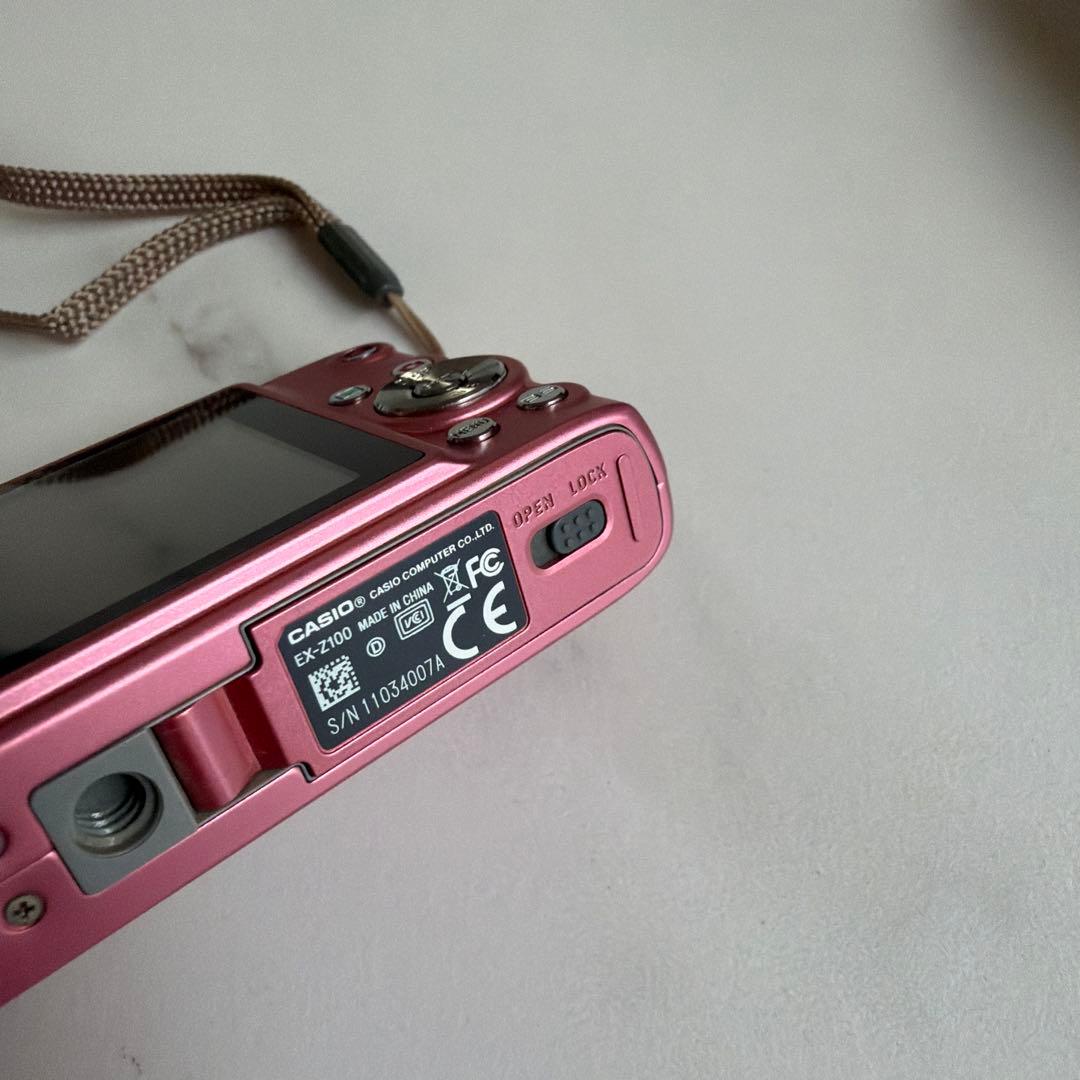 【動作確認済】　カシオ　エクシリム EX-Z100 デジカメ　ピンク