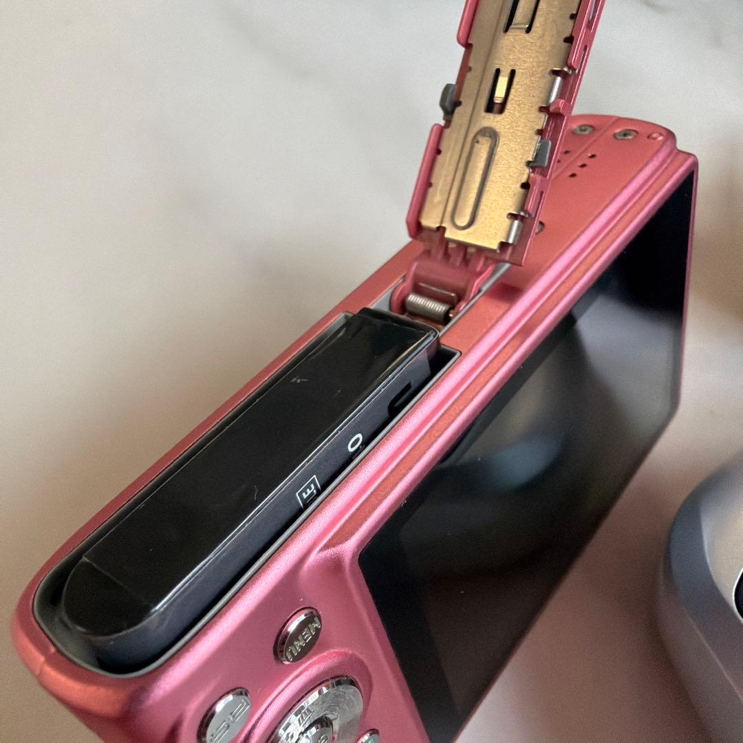 【動作確認済】　カシオ　エクシリム EX-Z100 デジカメ　ピンク