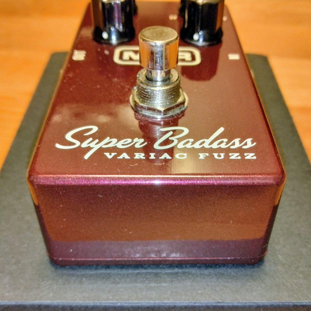 ギター MXR M236 Super Badass Variac Fuzz