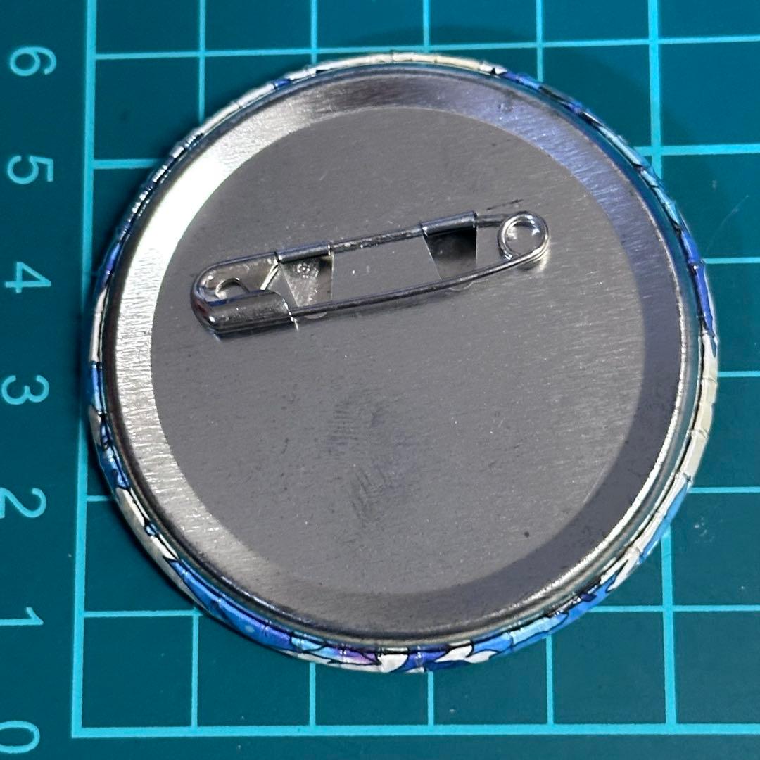 くら寿司　回転むてん丸　キッド　缶バッジ