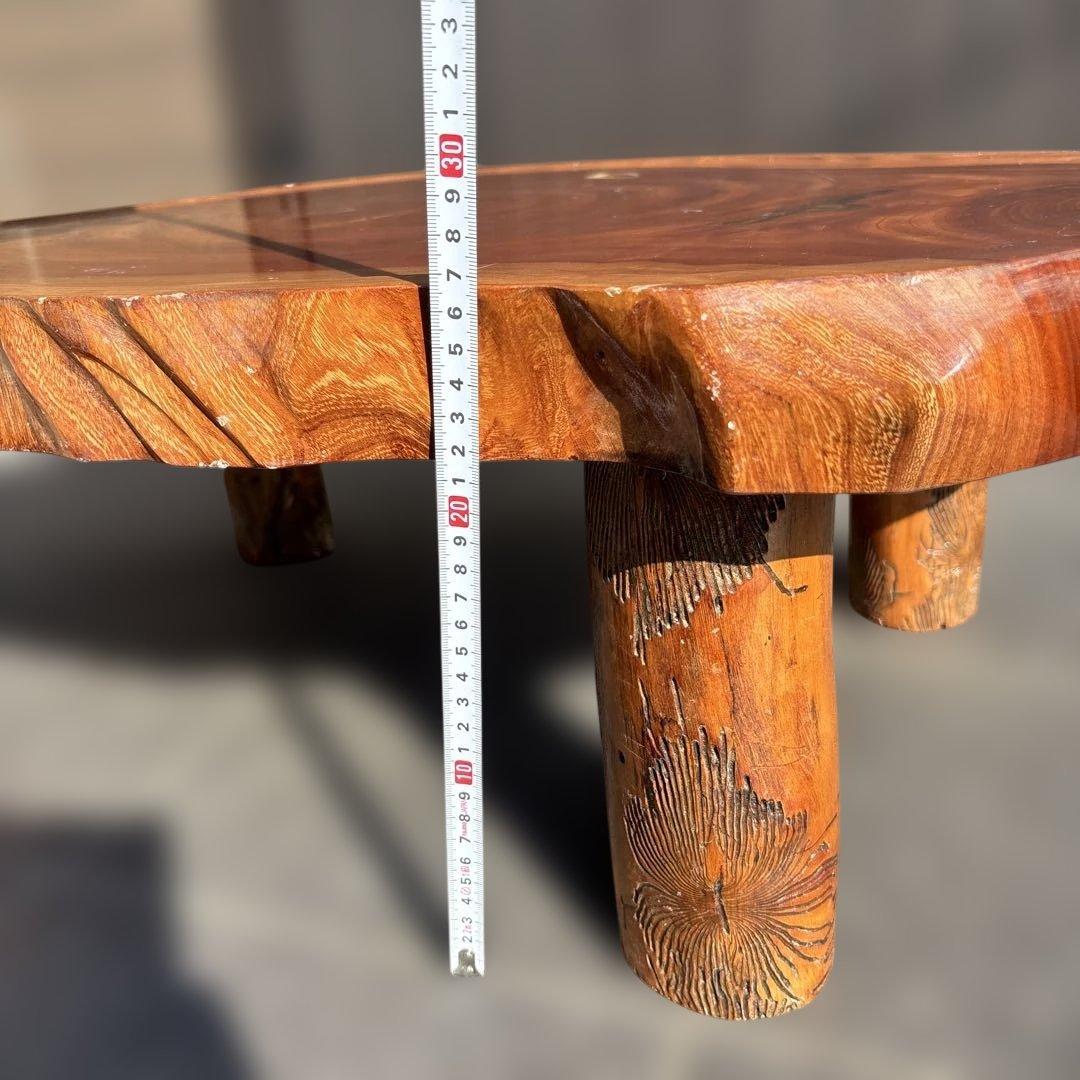 木製テーブル 自然な形状