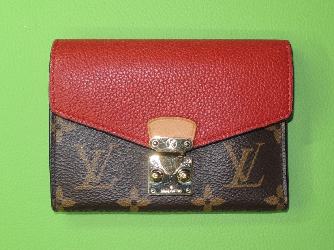 LOUIS VUITTON ルイヴィトン モノグラム 財布