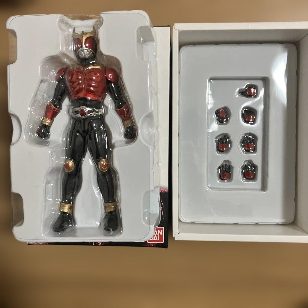 フィギュアーツ 真骨彫 仮面ライダークウガ　マイティフォーム