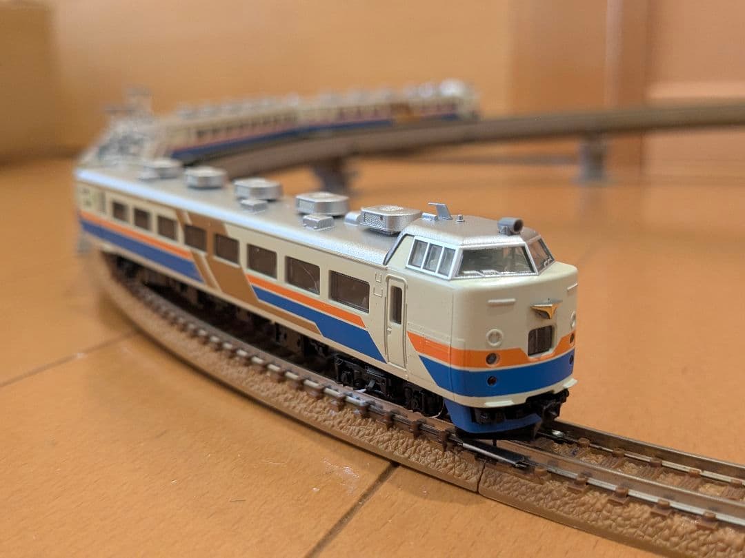 中古 Nゲージ オリジナルスターターセット 高架、鉄橋レール+車両付き 入門用