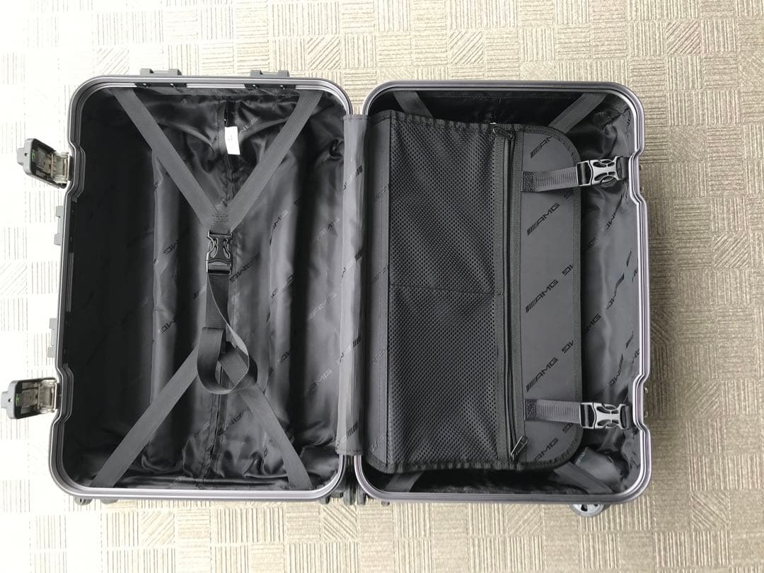 メルセデスベンツ　AMG スーツケース　黒