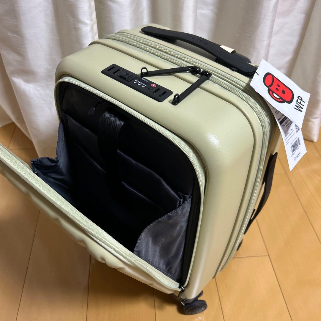キャスター外せる！フロントオープン　キャリーケース 　Sサイズ　クリームイエロー