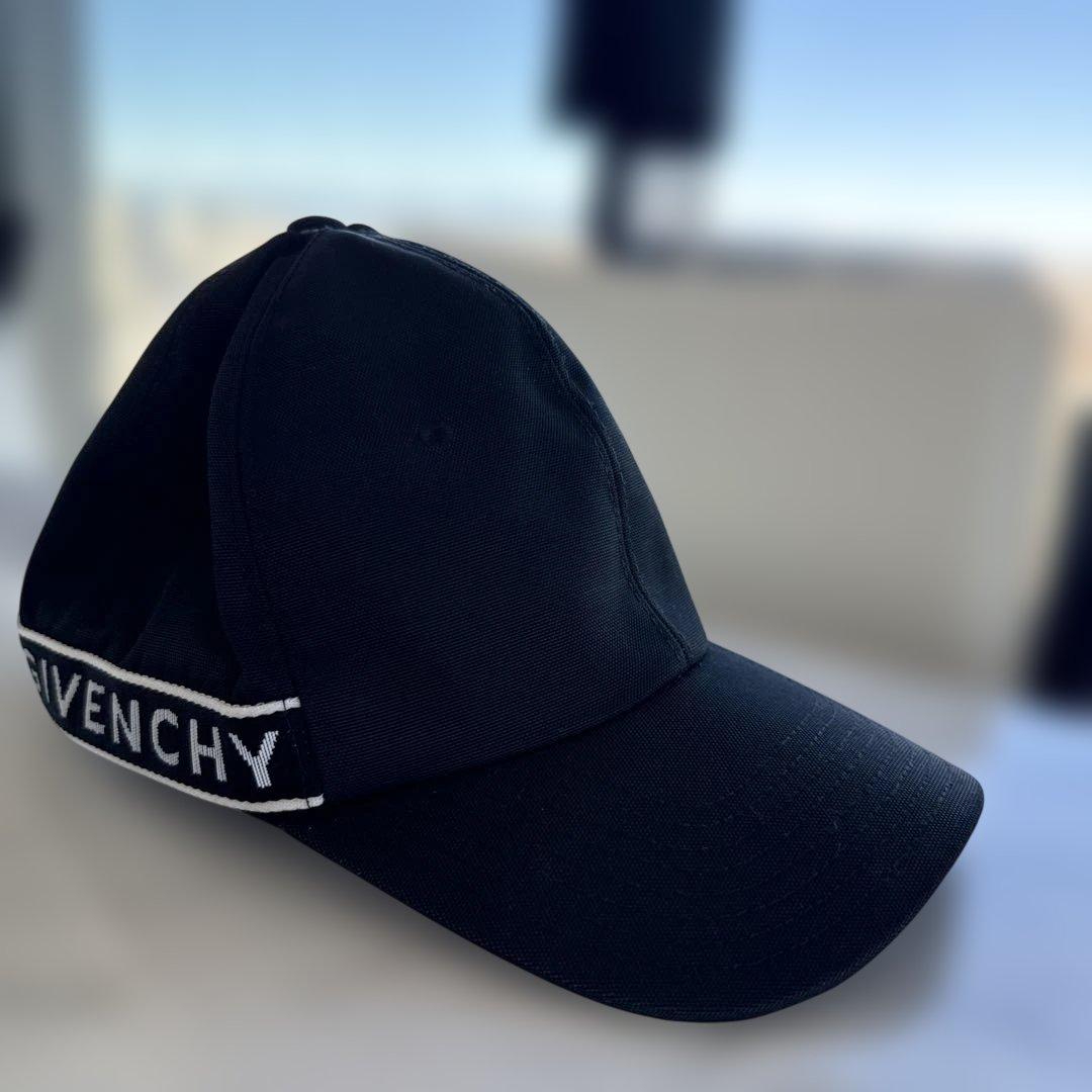 GIVENCHY キャップ