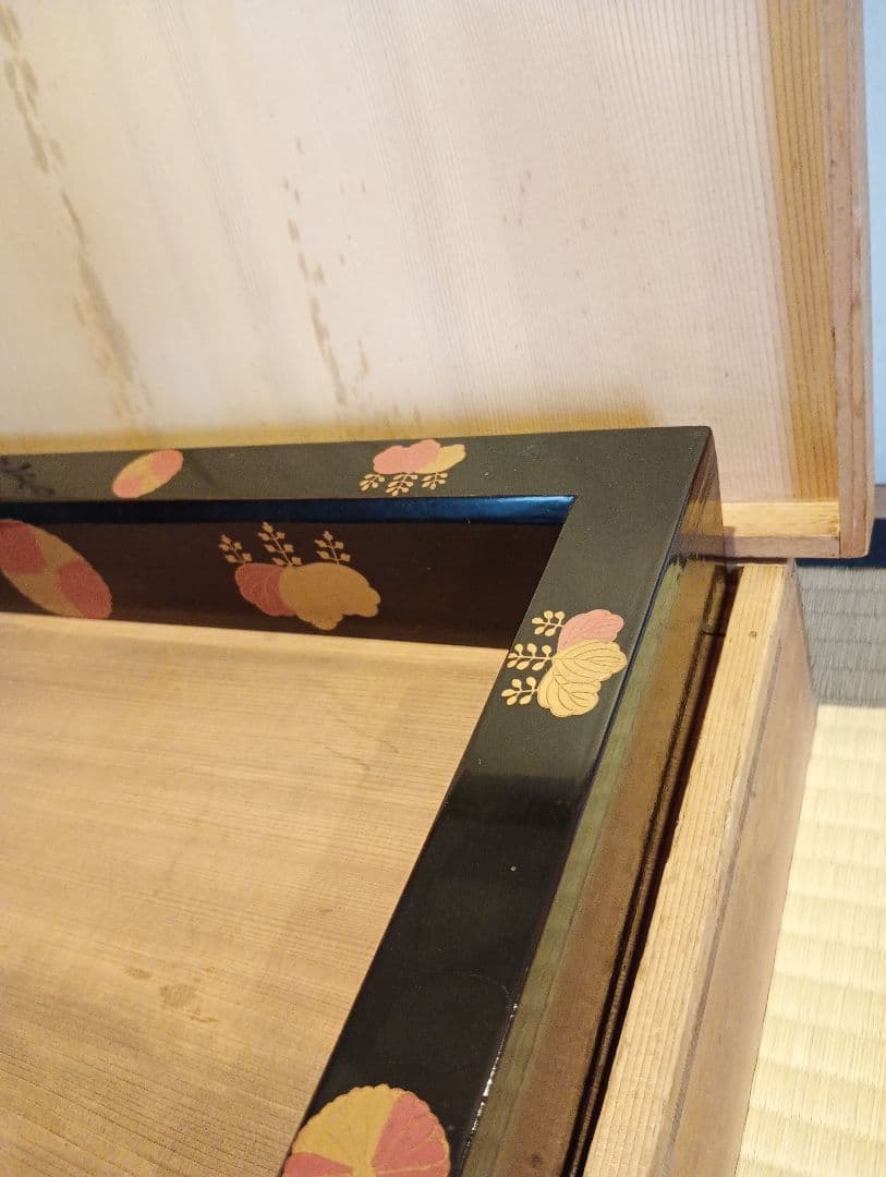 【茶道具】高台寺蒔絵炉縁　塗師宗春作　金蒔絵炉縁　炉縁113