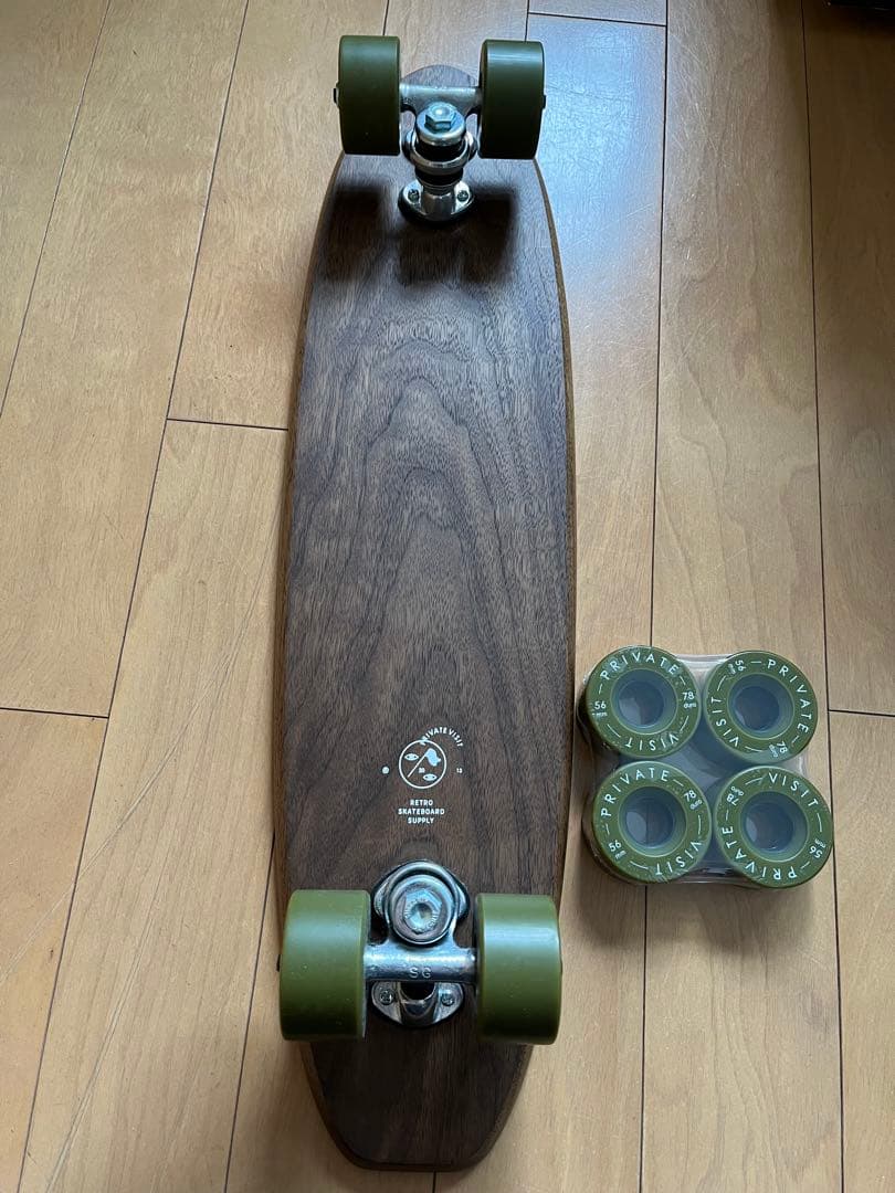 シンゴマン　PRIVATE VISIT スケートボード　※予備ウィール付き