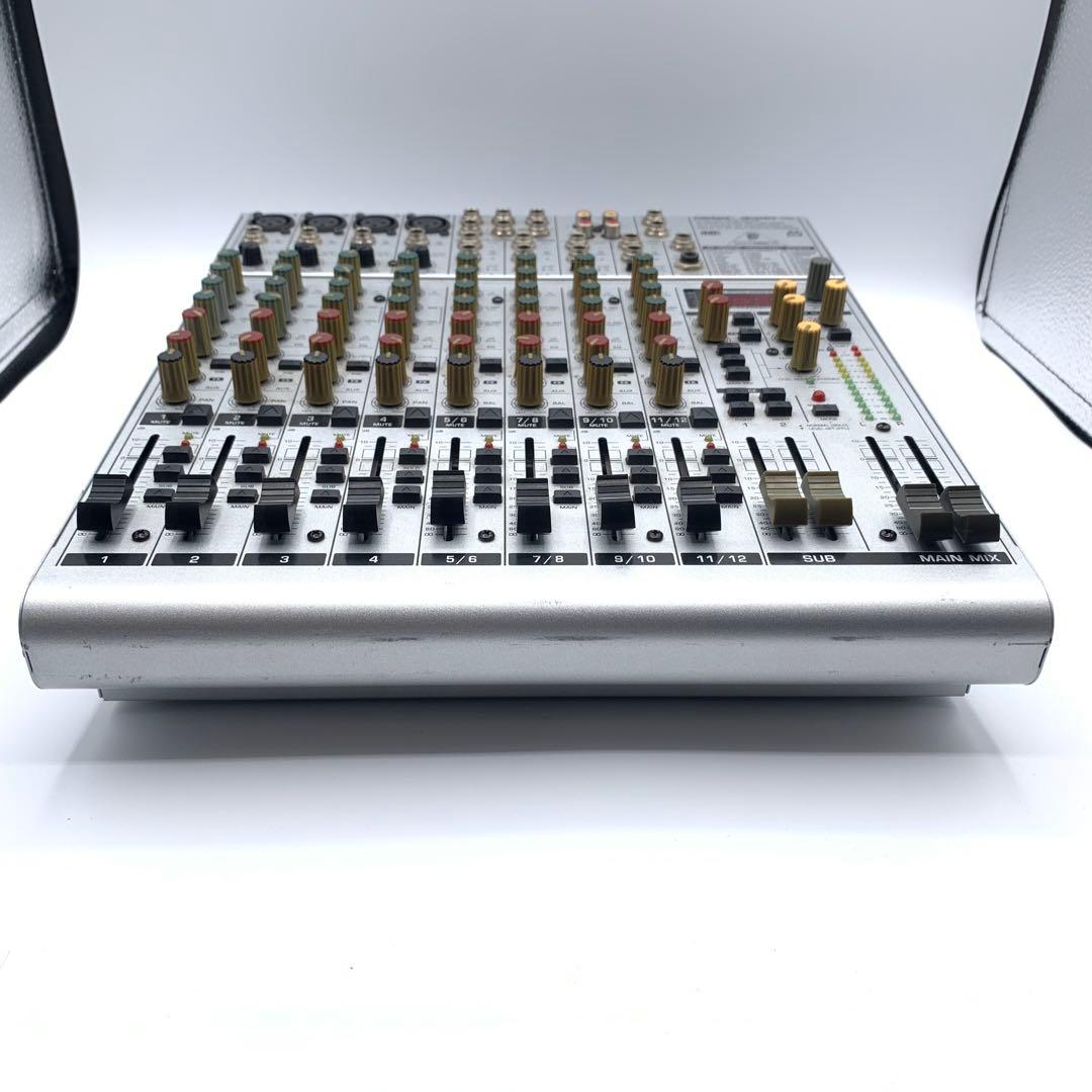 ベリンガー　EURORACK UB1622FX-PRO ミキサー