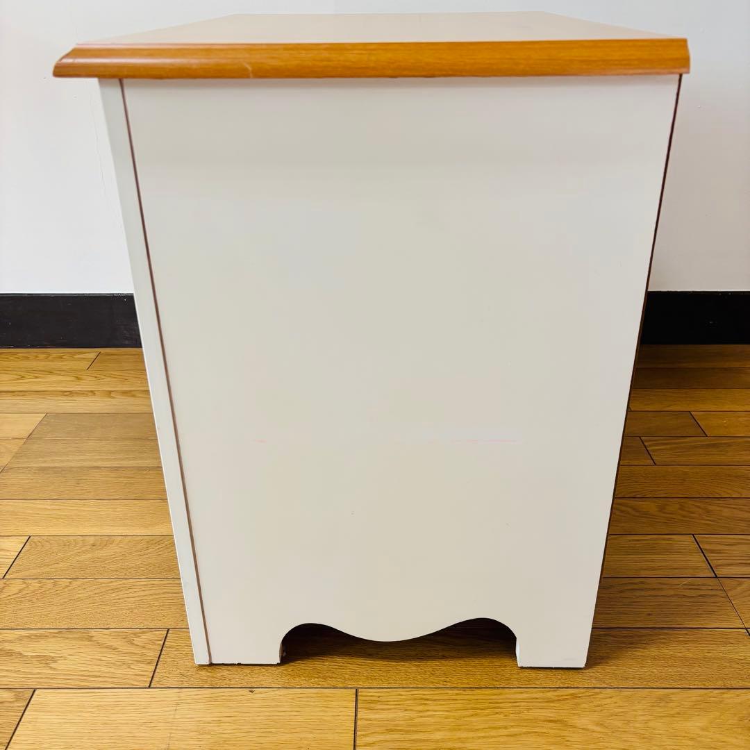 Broyhill ブロイヒル サイドテーブル ナイトテーブル送料込み