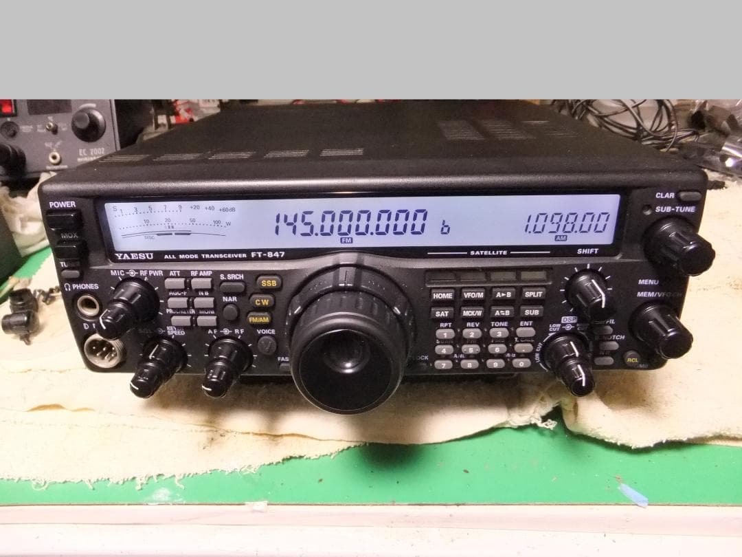 ☆ヤエス　HF～430MHz帯オールモード機　FT-847（現状渡し）☆