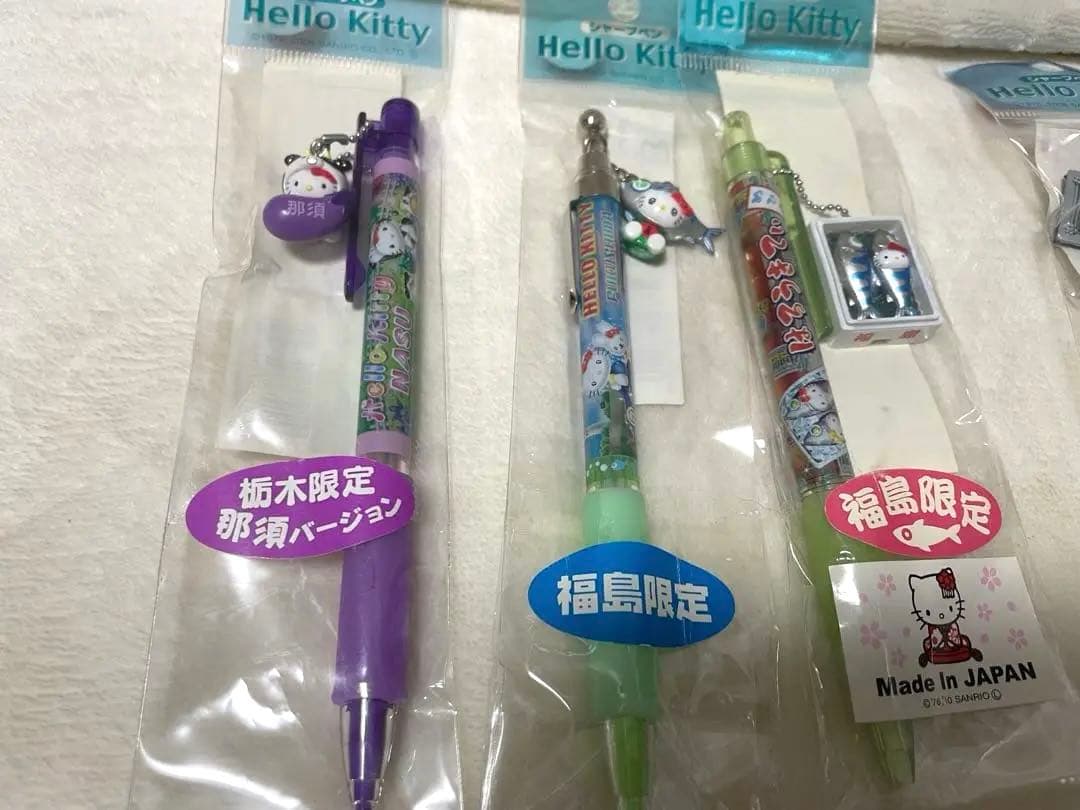 Hello Kitty ご当地　ボールペン、シャーペン、鏡セット