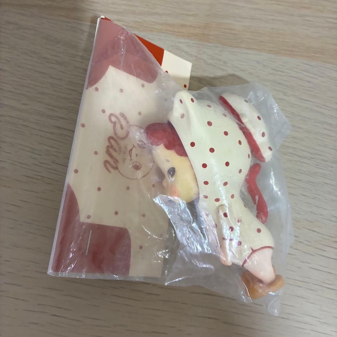 SooyaStudio Lucky Red BeanBanフィギュア