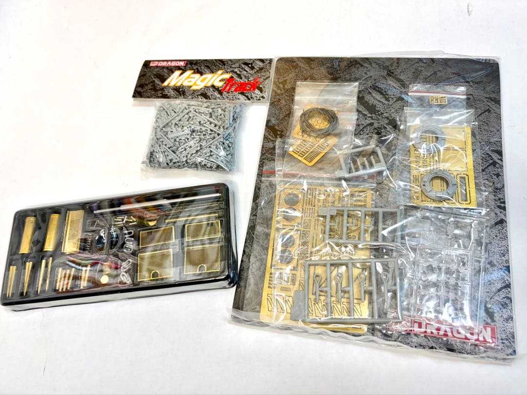 Dragon ドラゴン 1/35 6253 タイガー 1 後期型 (3in1）