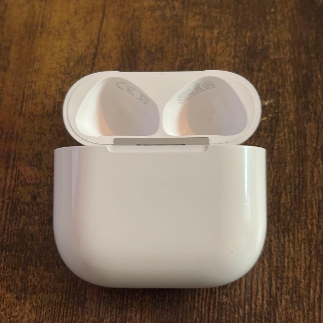【訳あり品】Apple AirPods 第4世代 ANC ※左耳のみ作動