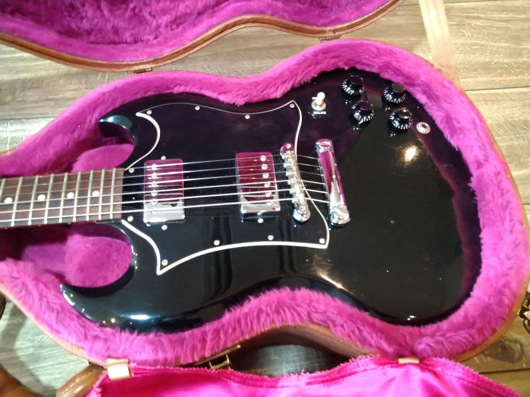 Gibson SG ブラック ハードケース付き