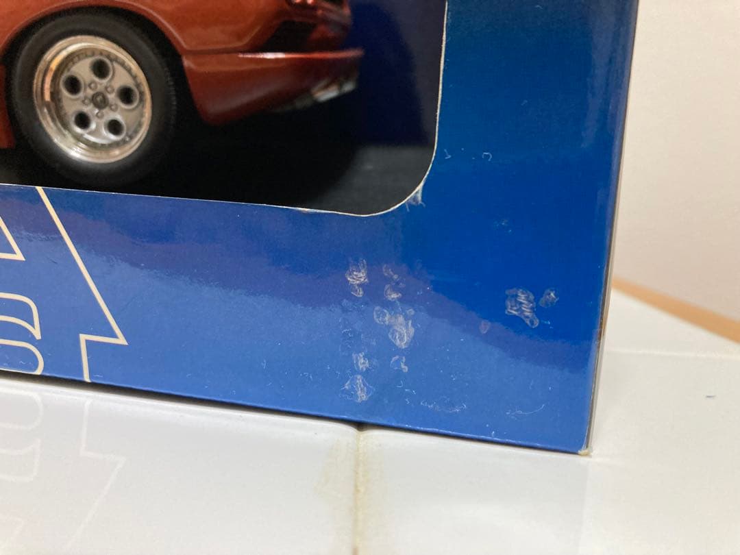 オートアート　1/18 ランボルギーニ　ディアブロ