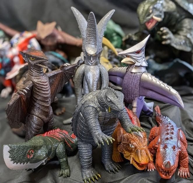 昭和～平成ガメラ＆登場怪獣（バンダイ）＆ビッグサイズソフビ他１７体セット＋３
