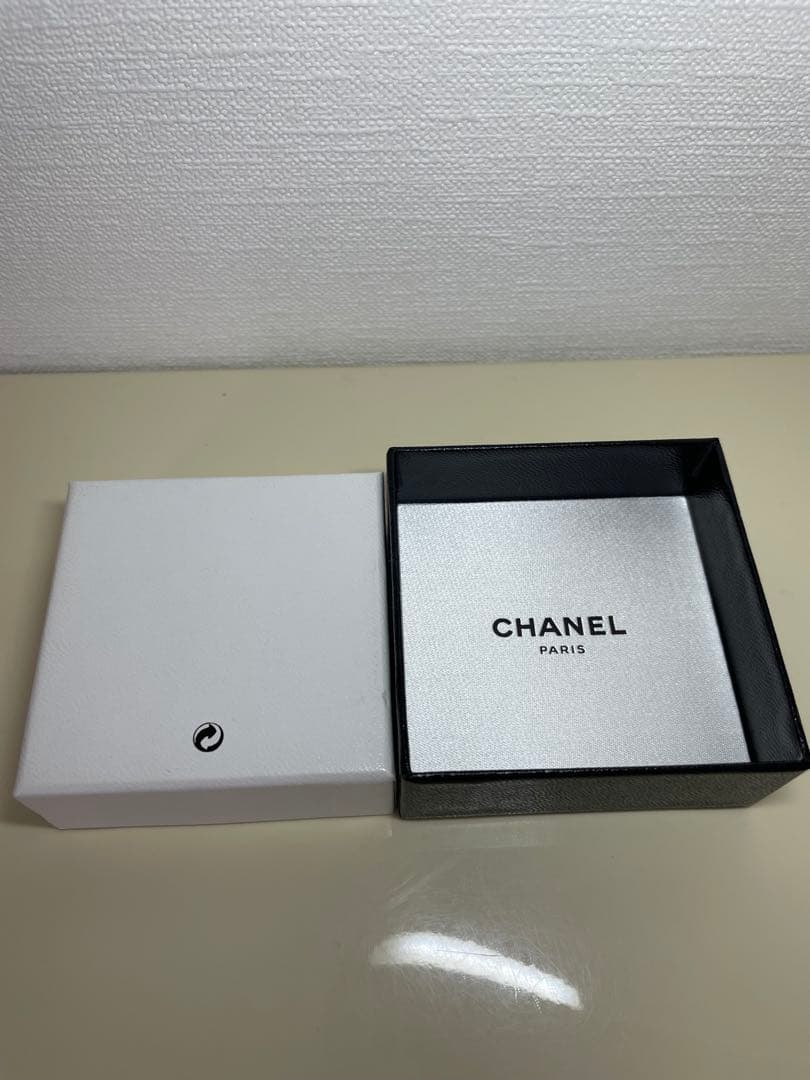 【もにょくろ】CHANEL ブラック リング クリスタル装飾　15号