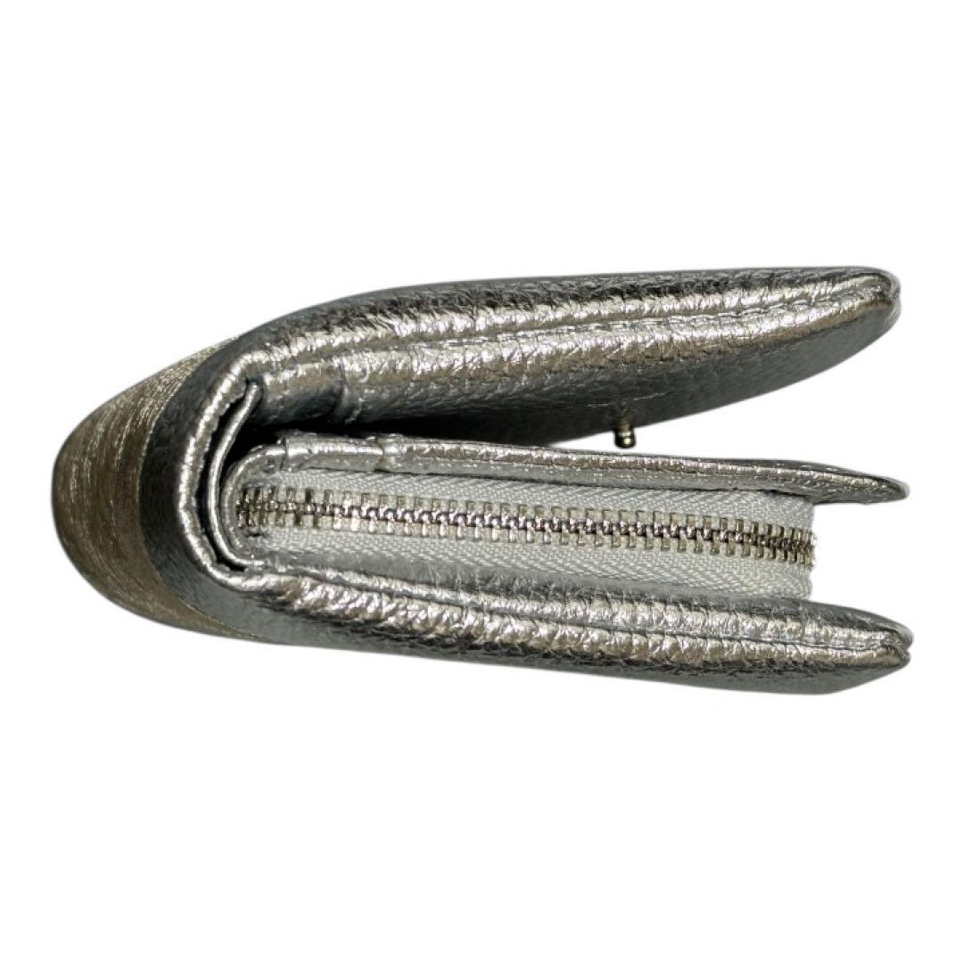 新品未使用　シルバー ear PAPILLONNER 白くま　刺しゅう折り財布