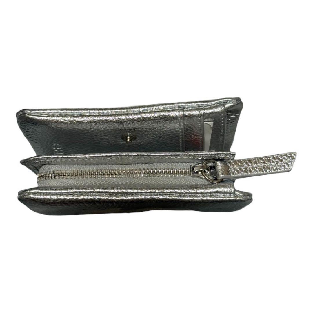 新品未使用　シルバー ear PAPILLONNER 白くま　刺しゅう折り財布