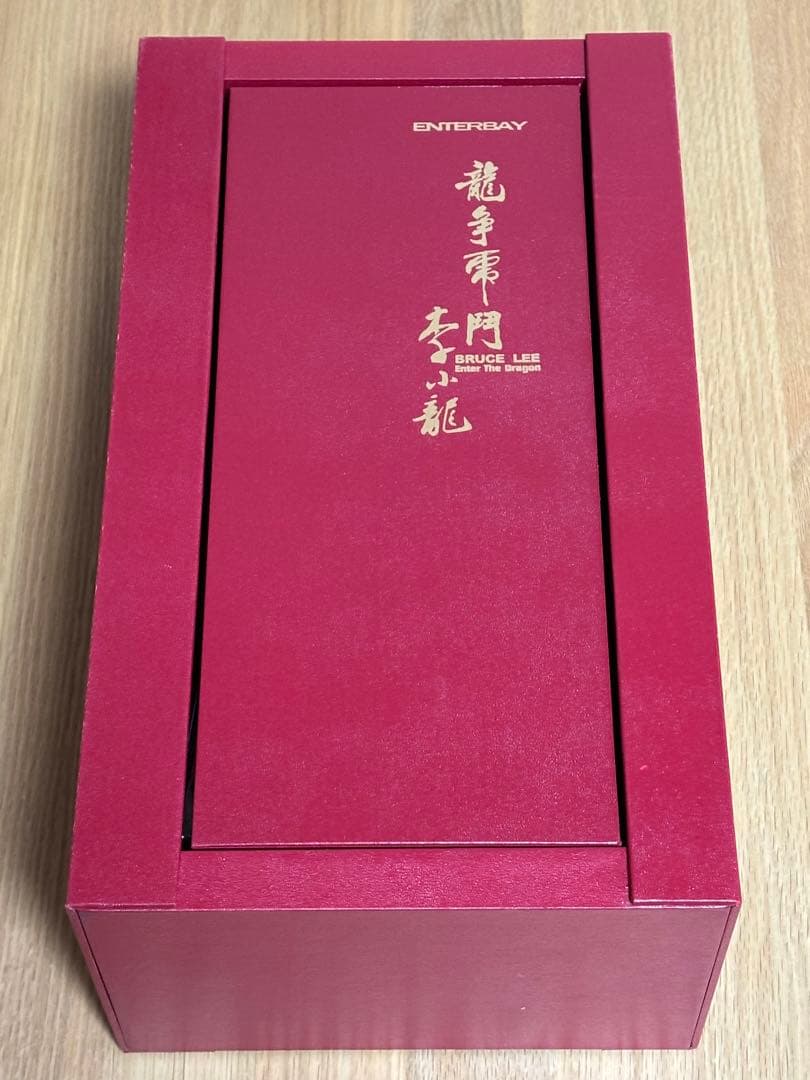 エンターベイ 燃えよドラゴン 龍争虎闘 ブルース リー フィギュア　1/6