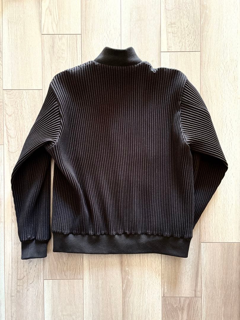 オムプリッセイッセイミヤケ　セットアップ　ウールライク