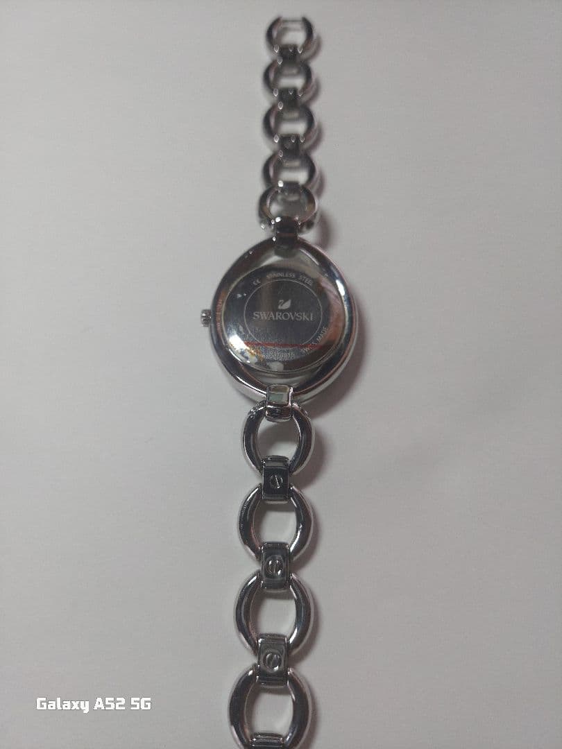 値引きしました SWAROVSKI シルバー ラウンドフェイス 時計