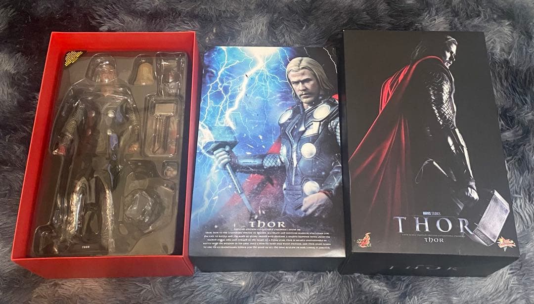 【未使用】HOTTOYS marvel THOR フィギュア