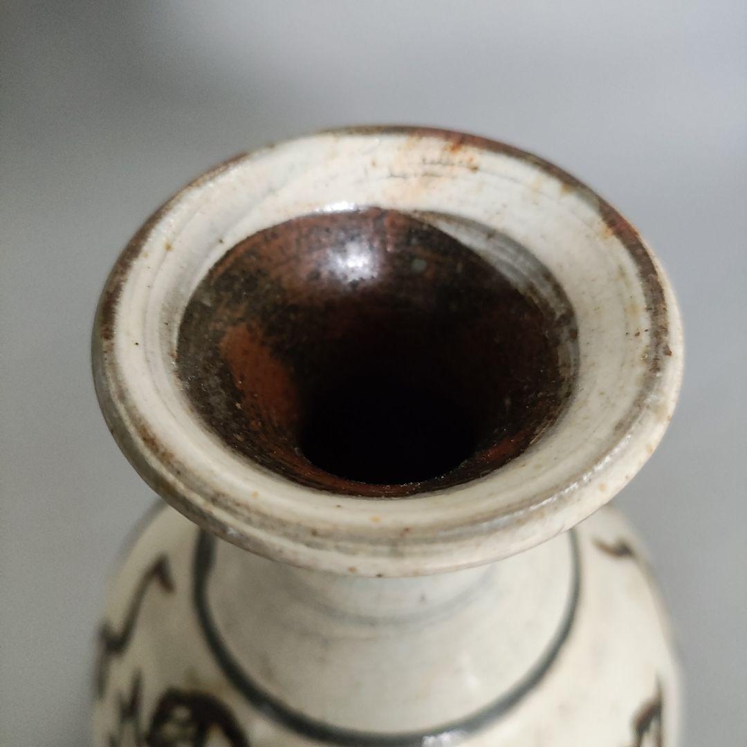 黃圭菫　鶏龍山遊魚文酒瓶　鉄絵徳利　花瓶　花入　李朝