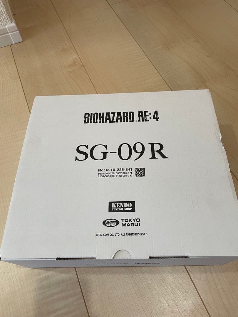 BIOHAZARD RE:4 sg-09r レオン　限定　東京マルイ