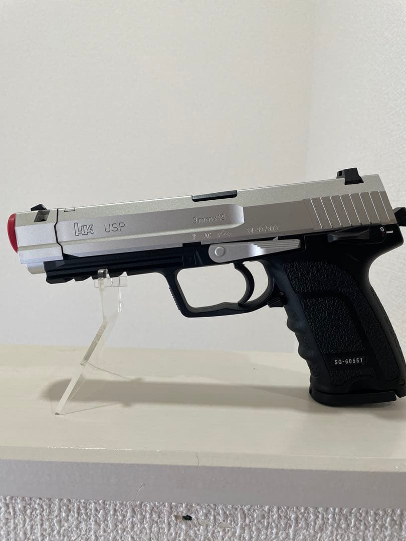 BIOHAZARD RE:4 sg-09r レオン　限定　東京マルイ