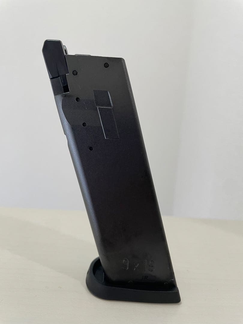 BIOHAZARD RE:4 sg-09r レオン　限定　東京マルイ