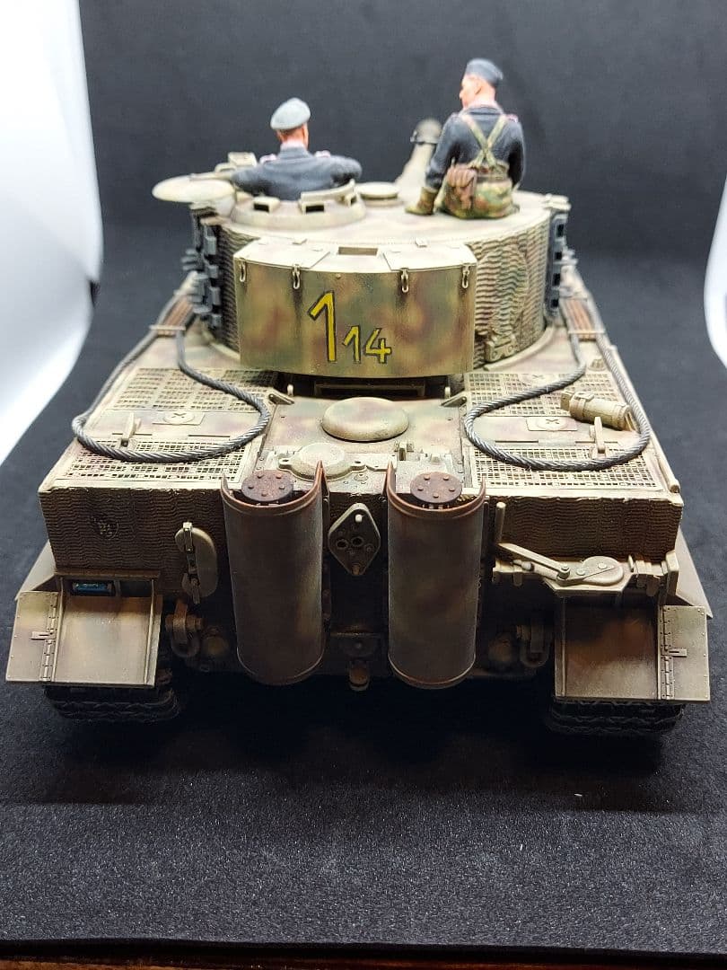 タミヤ 1/35 プラモデル ドイツ軍戦車 タイガーI後期型 完成品