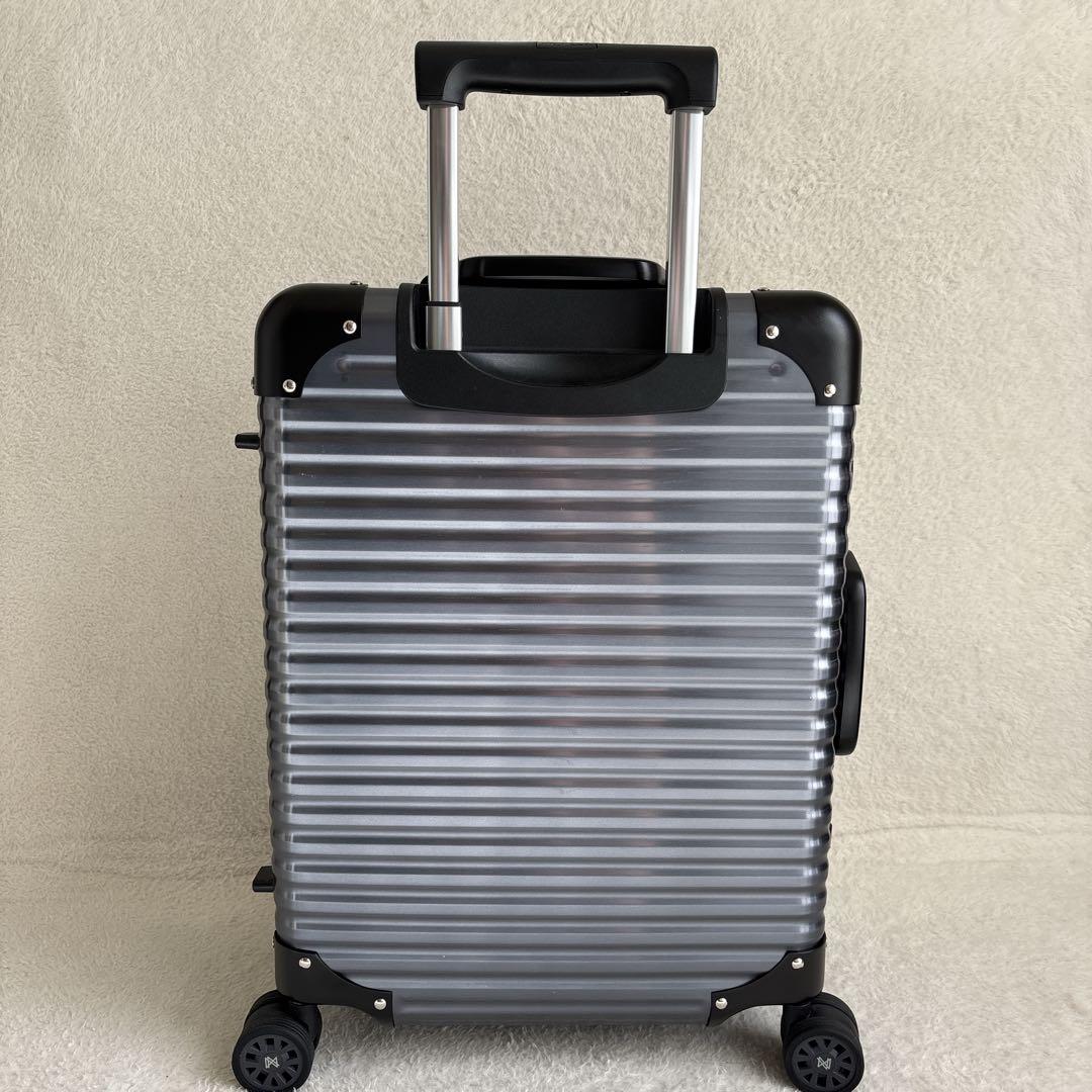 ✨美品✨LANZZO スーツケース　TSAロック アルミ　グレー